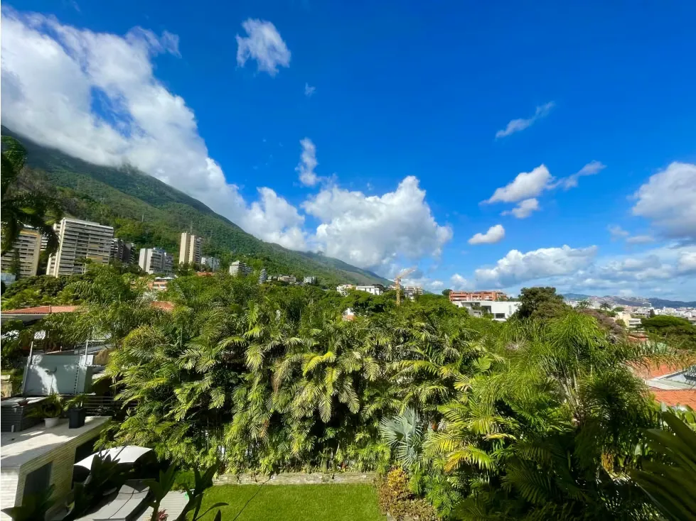 Se vende Apto 250m² 3h+s/ 3b+s/ 4e Altamira - 2