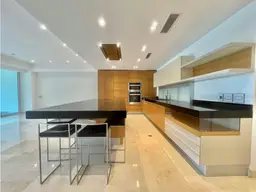 View 10