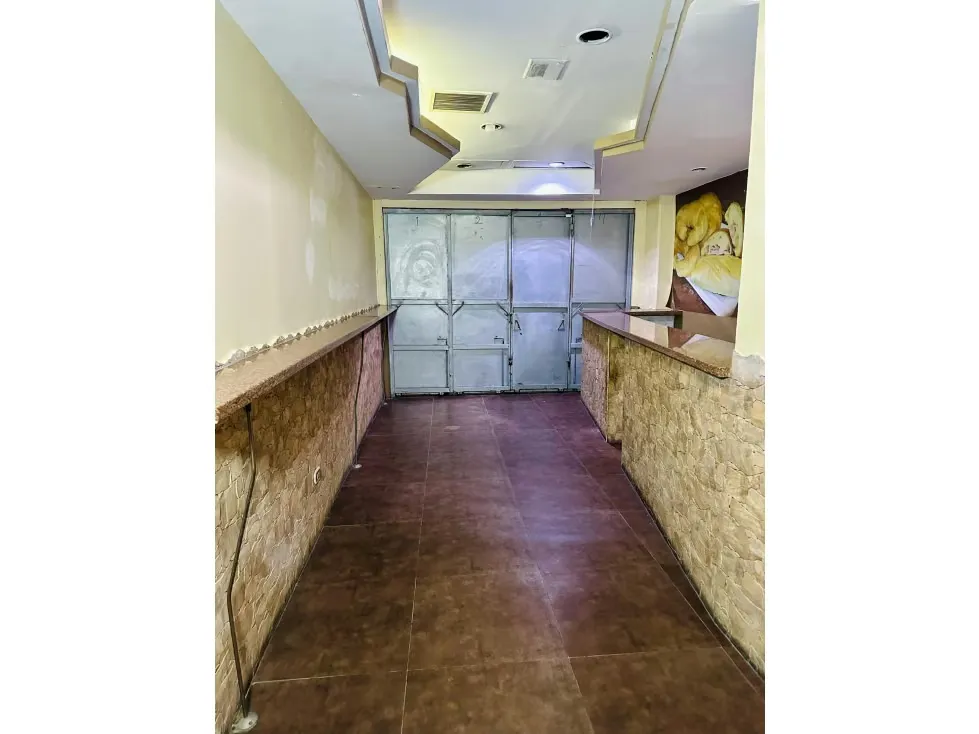 Edificio Comercial en Centro de Caracas: Activo de Alto Rendimiento - 12
