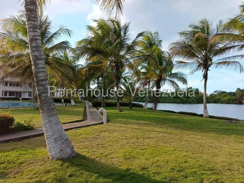 Apartamento (1 Nivel) en Venta en Los Canales de Rio Chico, Miranda - 11