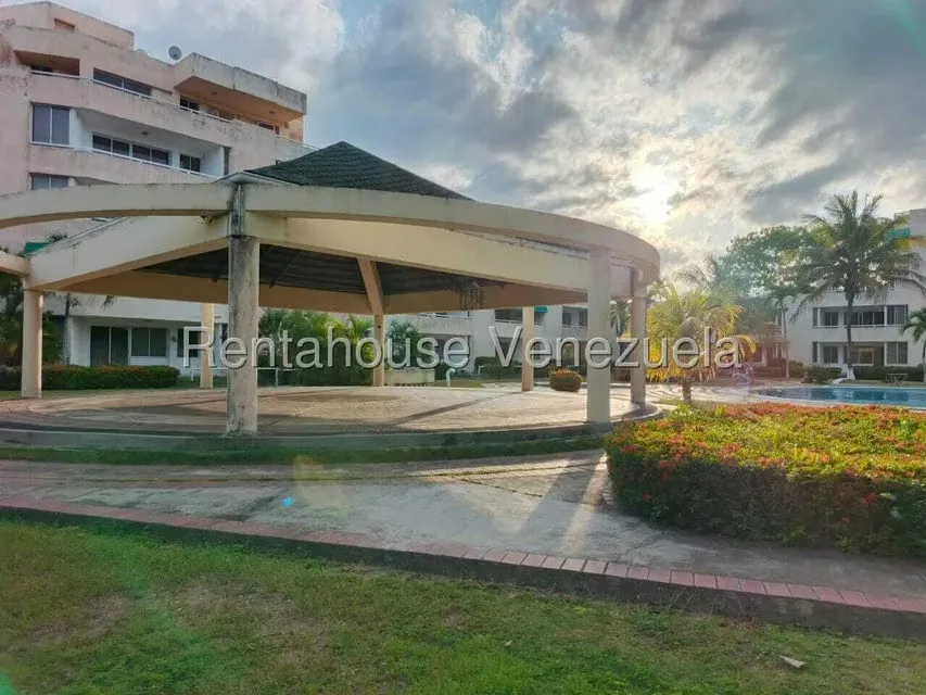 Apartamento (1 Nivel) en Venta en Los Canales de Rio Chico, Miranda - 12