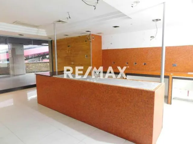 ALQUILER DE LOCAL COMERCIAL - C.C. MACARACUAY PLAZA (C2 19A) - 3