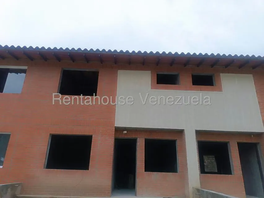 Townhouse (Duplex) en Venta en Campo Claro, Merida - 2