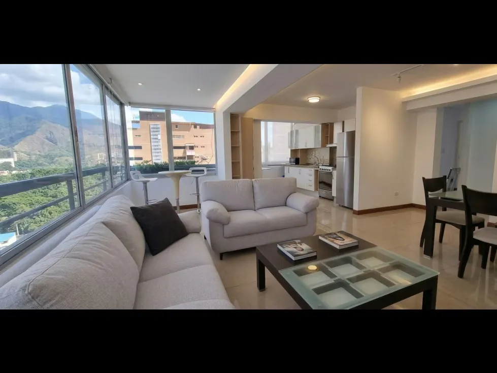 Alquilo apartamento c/ vista al Ávila 90m2 Los Palos Grandes 0984