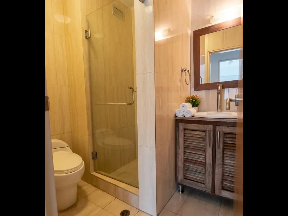 Alquilo apartamento c/ vista al Ávila 90m2 Los Palos Grandes 0984 - 8