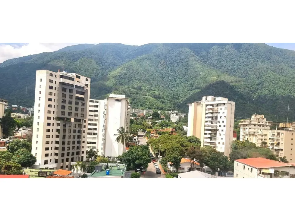 Alquilo apartamento c/ vista al Ávila 90m2 Los Palos Grandes 0984 - 10