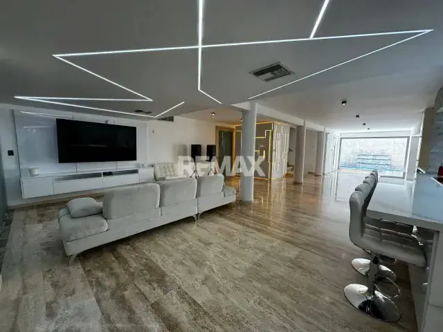QUINTA DE LUJO EN VENTA en la exclusiva Urbanización San Jacinto