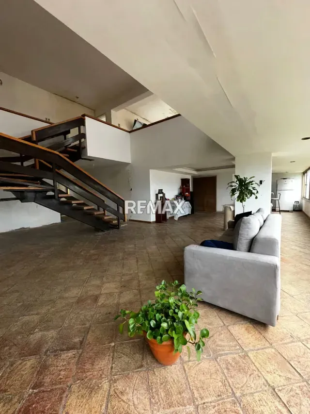 Penthouse en Venta Res. 2014