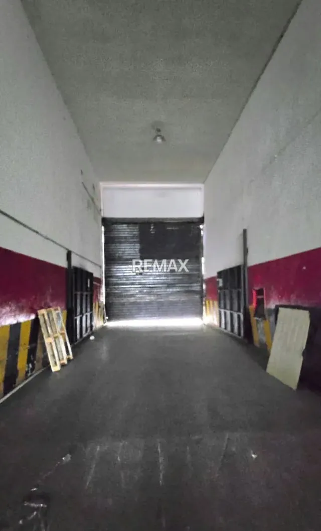 SE ALQUILA GALPON DE 1.251 M2 EN ZONA INDUSTRIAL CASTILLITO, SAN DIEGO. JAR EN C.C. GALERÍAS PARAPARAL Ubicación Premium: En plena Avenida Principal. - 12