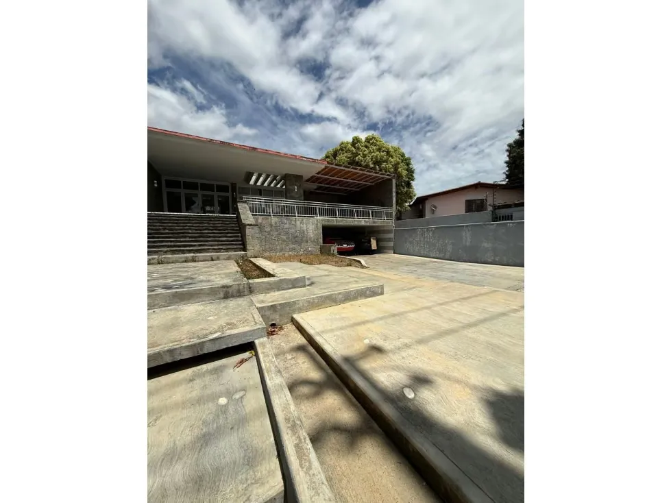 Casa comercial en Los Chorros - 2