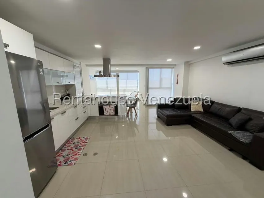 Apartamento (Duplex) en Venta en Puerto Encantado, Miranda - 2