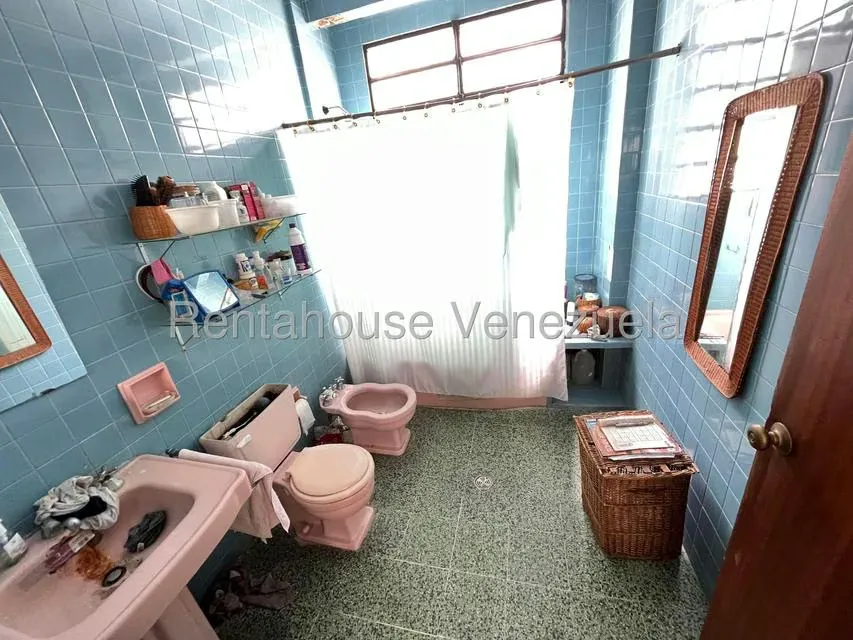 Apartamento (1 Nivel) en Venta en Colinas de Bello Monte, Distrito Metropolitano - 17