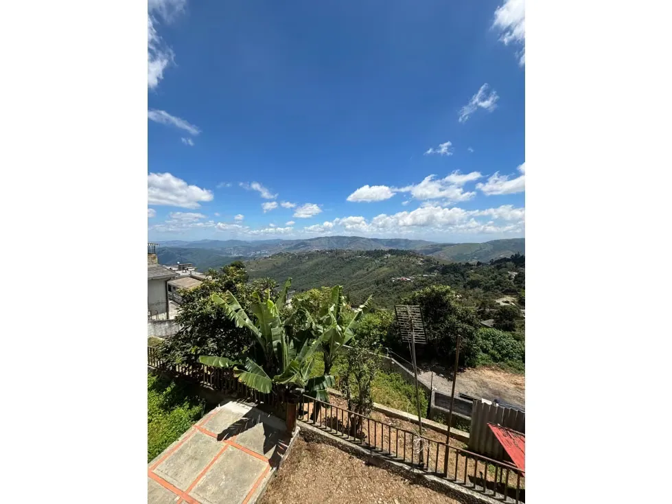Casa en Venta En el Junquito Urb Araguaney - 7