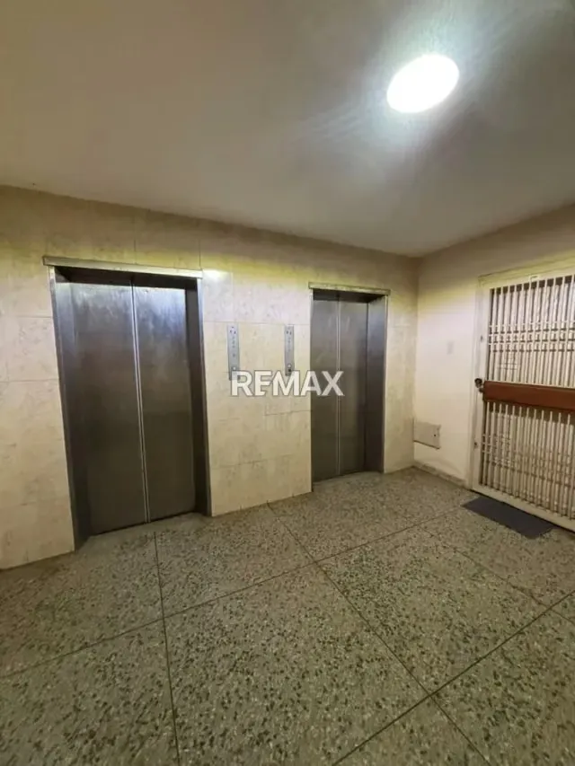 APARTAMENTO EN VENTA RESIDENCIA VISTA BELLA CIRCUNVALACIÓN 2 ZONA OESTE MARACAIBO - 4