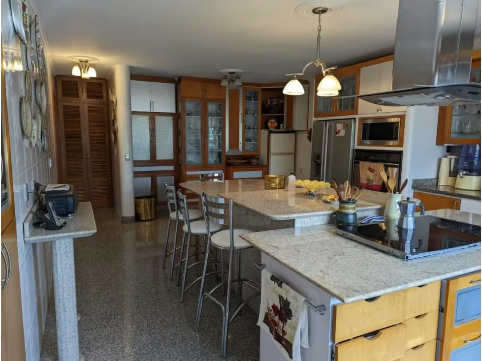 VENTA CASA TZAS CLUB HIPICO, T827M2, 4 HAB, 4 BAÑOS 4 P/E - 17