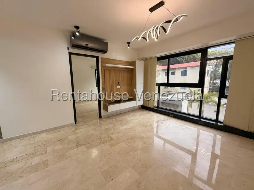 Apartamento (1 Nivel) en Venta en El Rosal, Distrito Metropolitano - 7