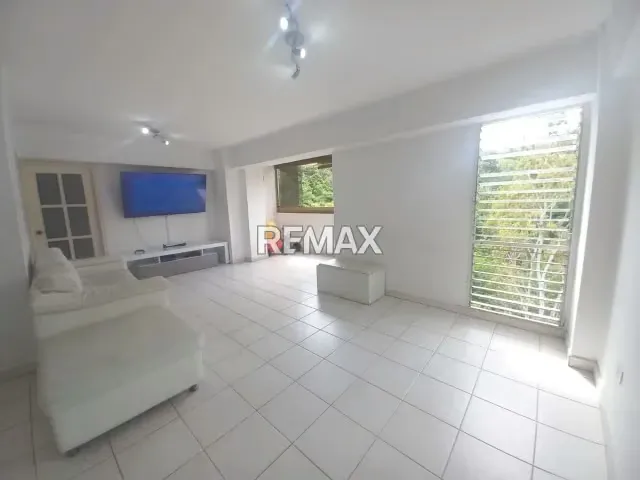 Venta de Apartamento La Urbina - 5