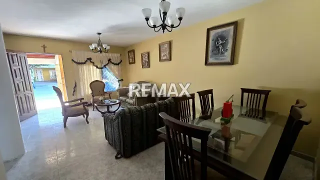 Townhouse en Venta Amoblado - 5
