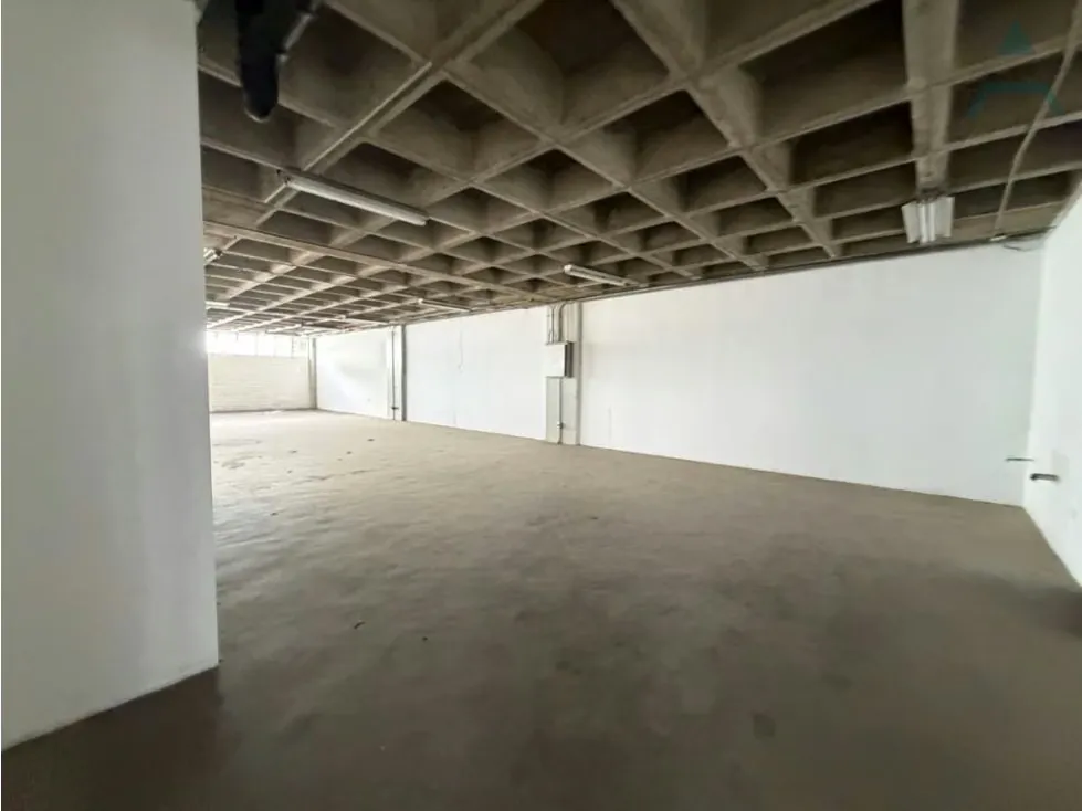 Se vende Edificio 3200m² La Urbina - 34