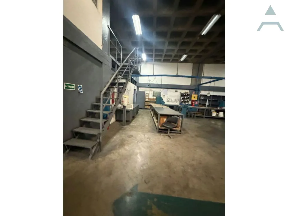 Se vende Edificio 3200m² La Urbina - 44