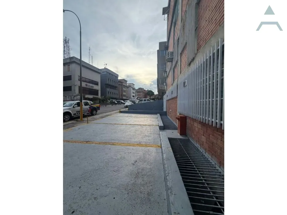 Se vende Edificio 3200m² La Urbina - 45