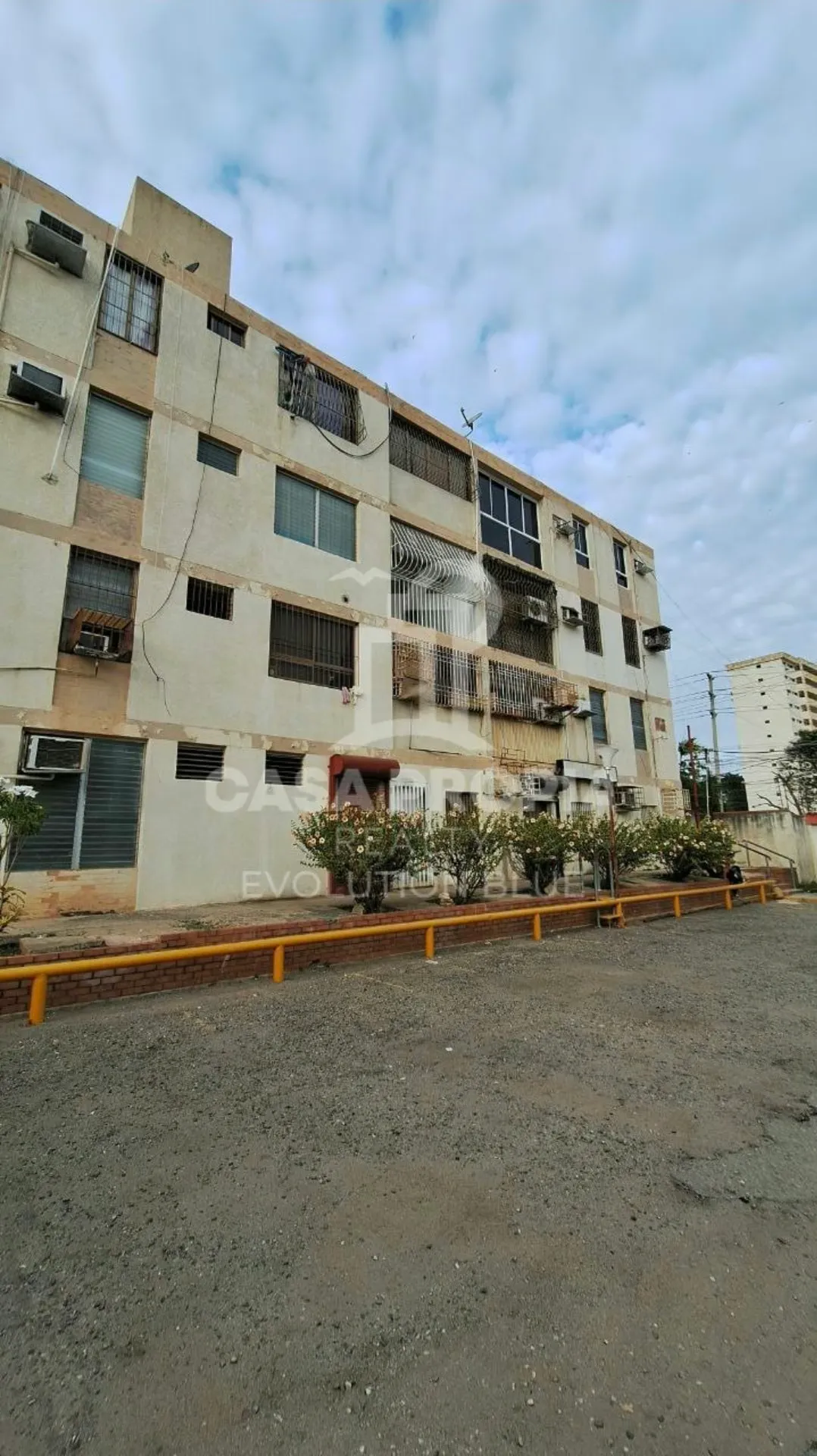 APARTAMENTO EN VENTA UBICADO EN LA AV.10 RESIDENCIAS EL PORTÓN