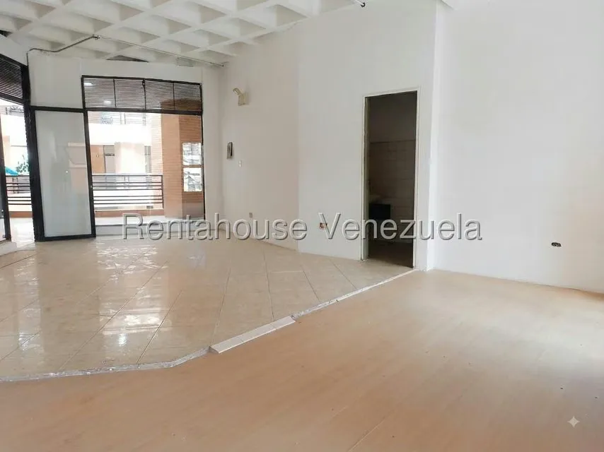 Local Comercial en Alquiler en Las Minas, Miranda - 3
