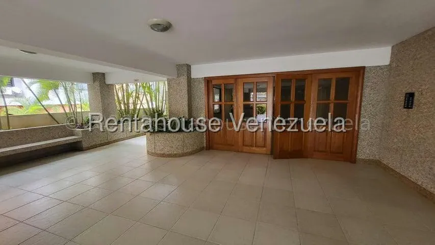 Apartamento (1 Nivel) en Venta en Miranda, Distrito Metropolitano - 3
