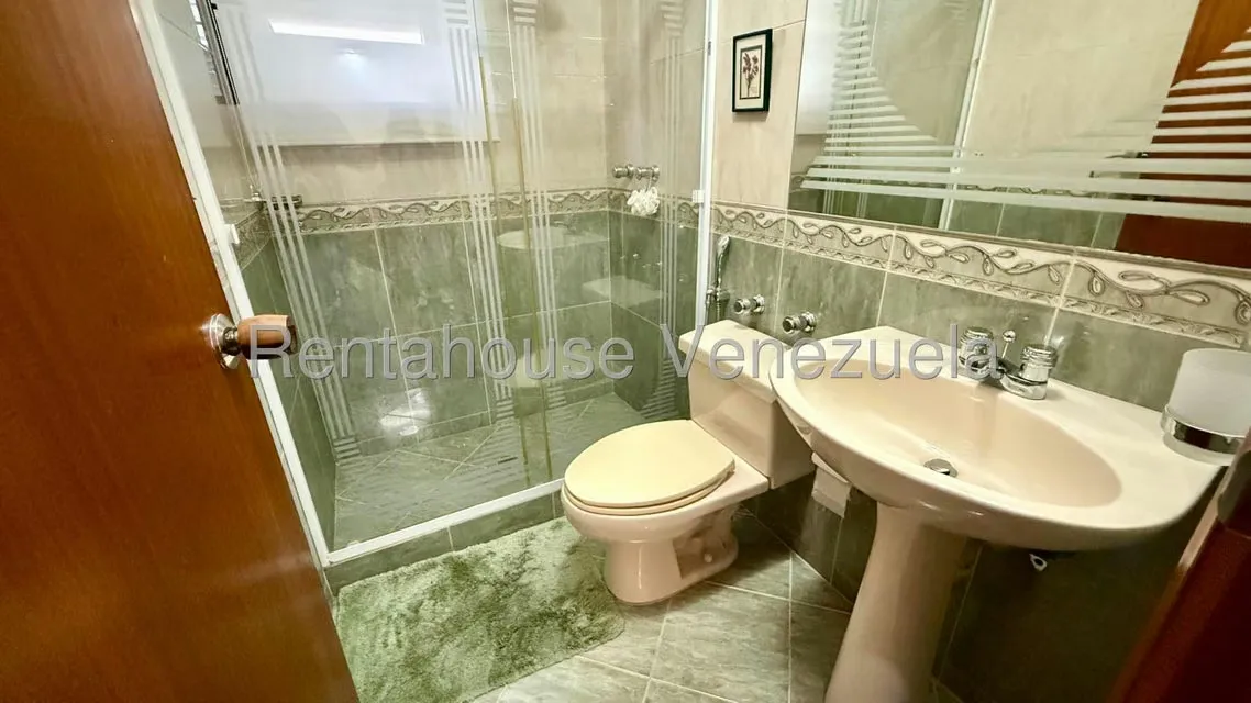 Apartamento (1 Nivel) en Venta en Miranda, Distrito Metropolitano - 26