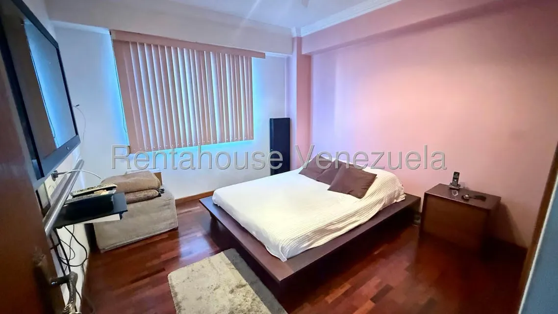 Apartamento (1 Nivel) en Venta en Miranda, Distrito Metropolitano - 27
