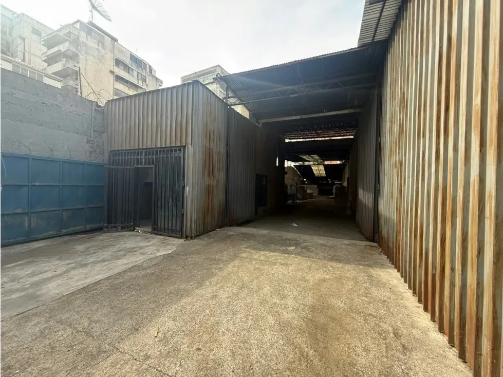 Se vende Galpon 440 m2 La Campina - 15