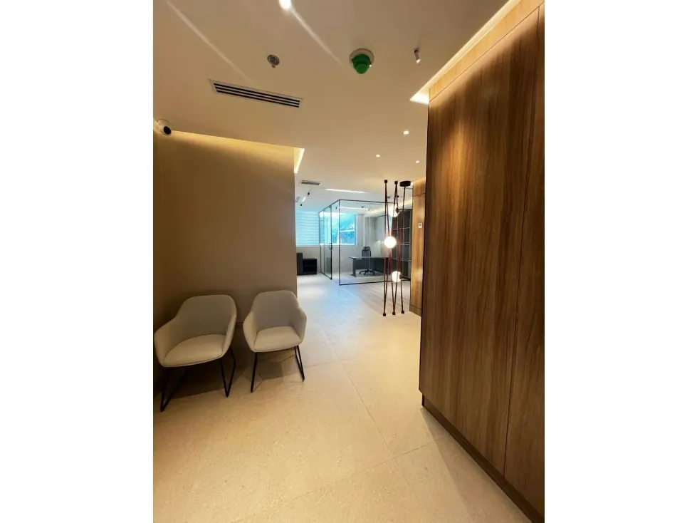 Vendo oficina 60m2 Las Mercedes 0190 - 7