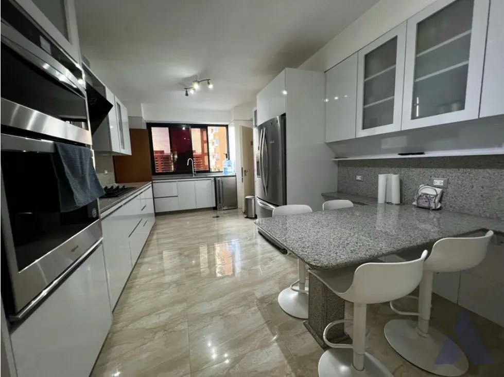 Vendo apartamento 187m2 Los Chorros 0591 - 8