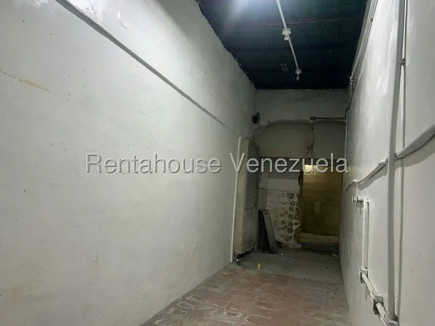 Local Comercial en Alquiler en Centro, Lara - 16