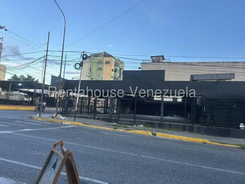 Local Comercial en Alquiler en Centro, Lara - 3