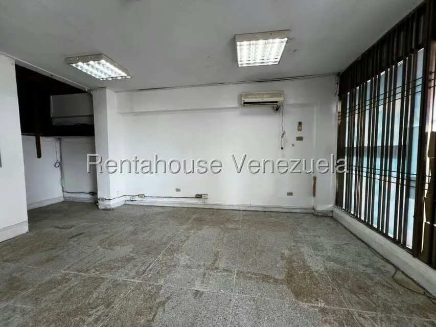 Local Comercial en Alquiler en Paraiso, Zulia - 4