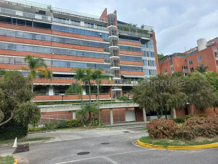 Apartamento (Duplex) en Venta en Lomas de La Alameda, Distrito Metropolitano