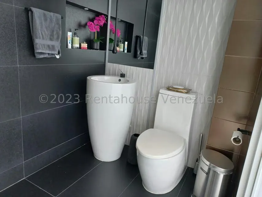 Apartamento (Duplex) en Venta en Lomas de La Alameda, Distrito Metropolitano - 24