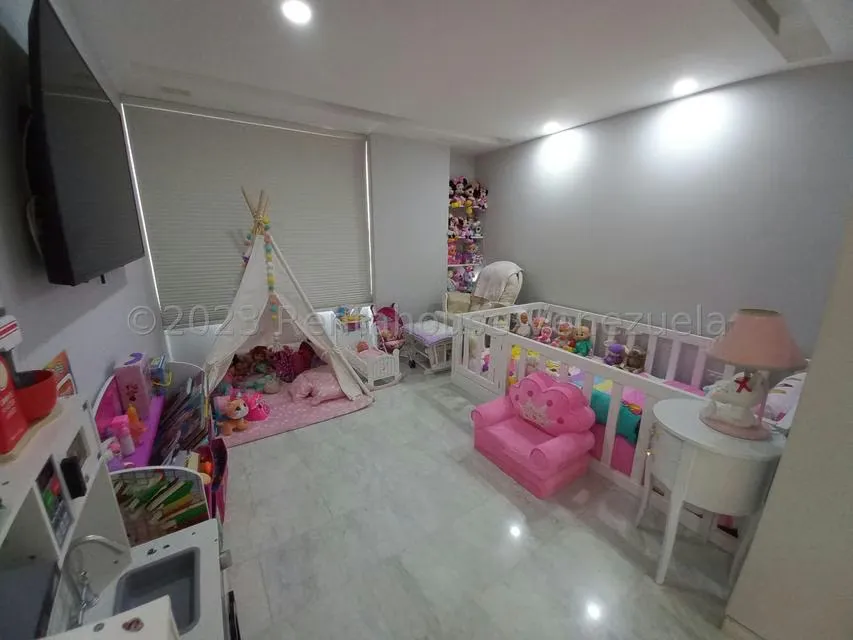 Apartamento (Duplex) en Venta en Lomas de La Alameda, Distrito Metropolitano - 42