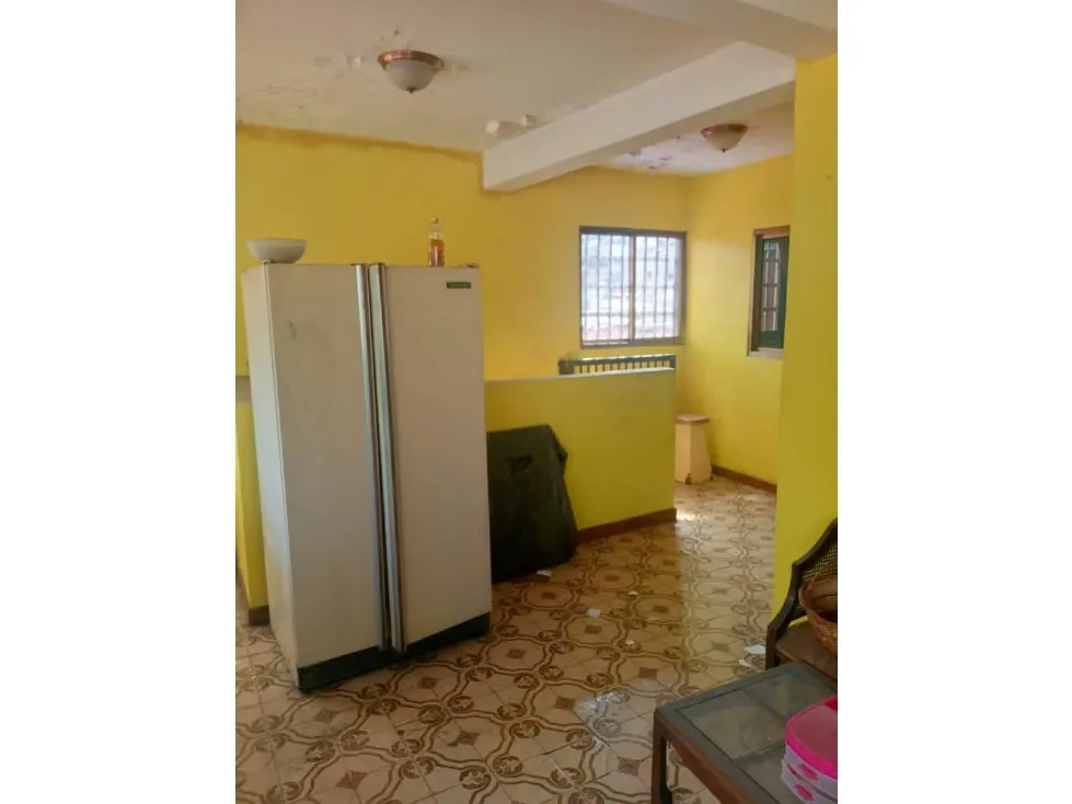 Vendo/alquilo edificio 860m2 El Cementerio 4679 - 12