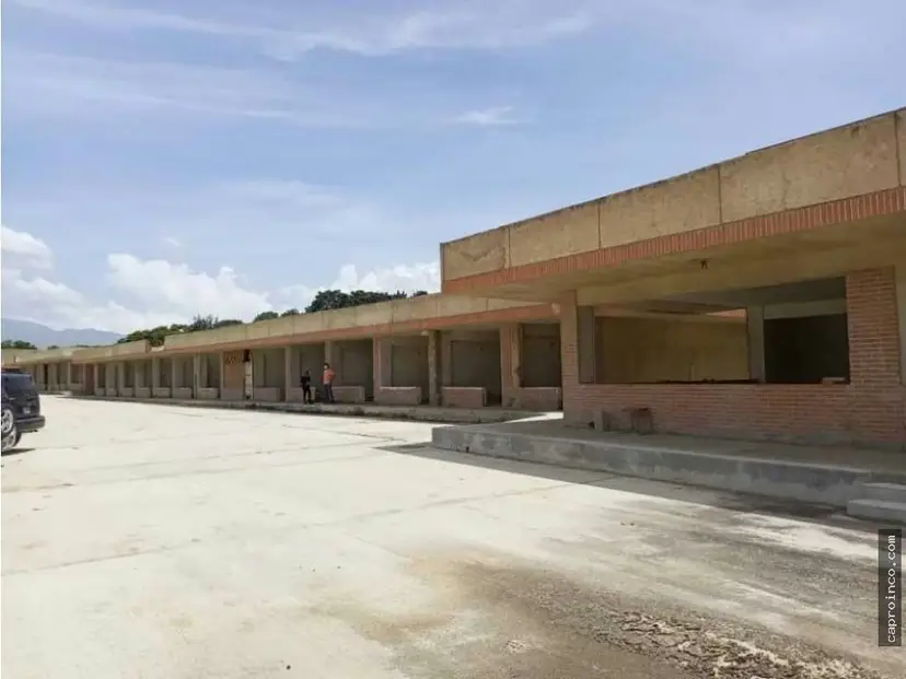 Venta de Centro Comercial con Financiamiento, Ciudad Alianza