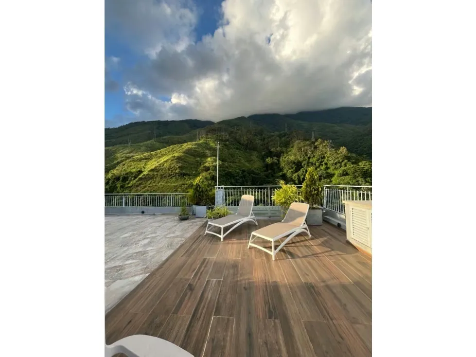 VENTA EN ALTAMIRA NORTE. PH CON VISTA 360 ESPECTACULAR - 50