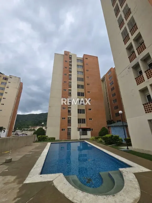 APARTAMENTO EN VENTA RES. DORAL COUNTRY URB. EL RINCON