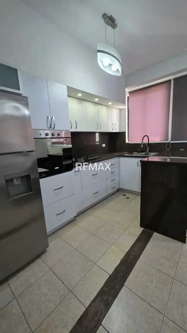 EN ALQUILER APARTAMENTO AMOBLADO EN RES. ARAKS URB. LOS MANGOS - 13