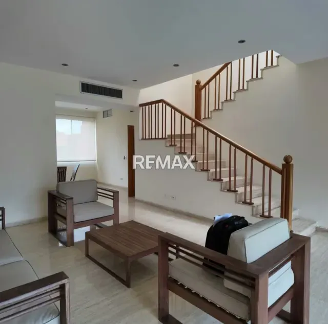 Alquiler de Penthouse Duplex en Campo Alegre - 3