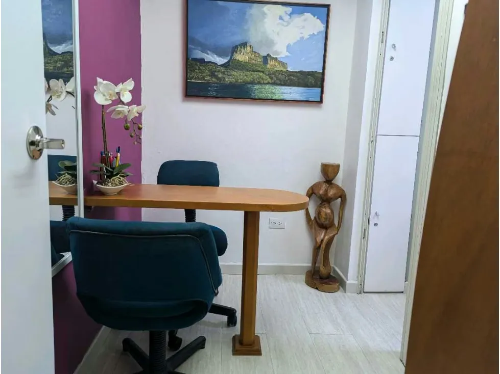 Alquilo cubículo en consultorio odontologico Las Mercedes 8963 - 10