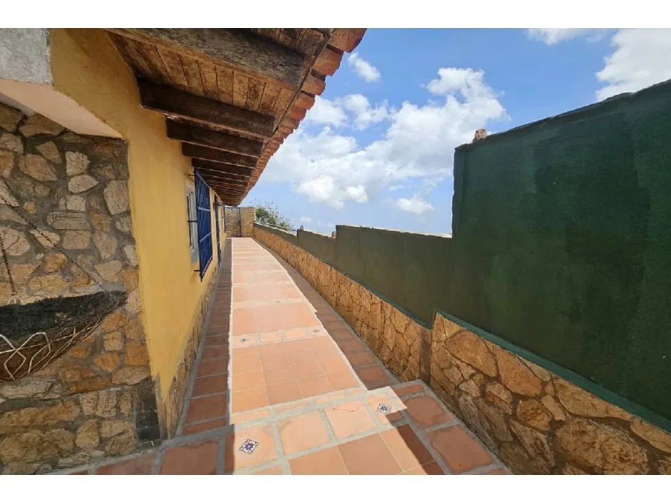 Venta Propiedad Multifuncional en El Junquito (Inversionista) 158230RD - 14