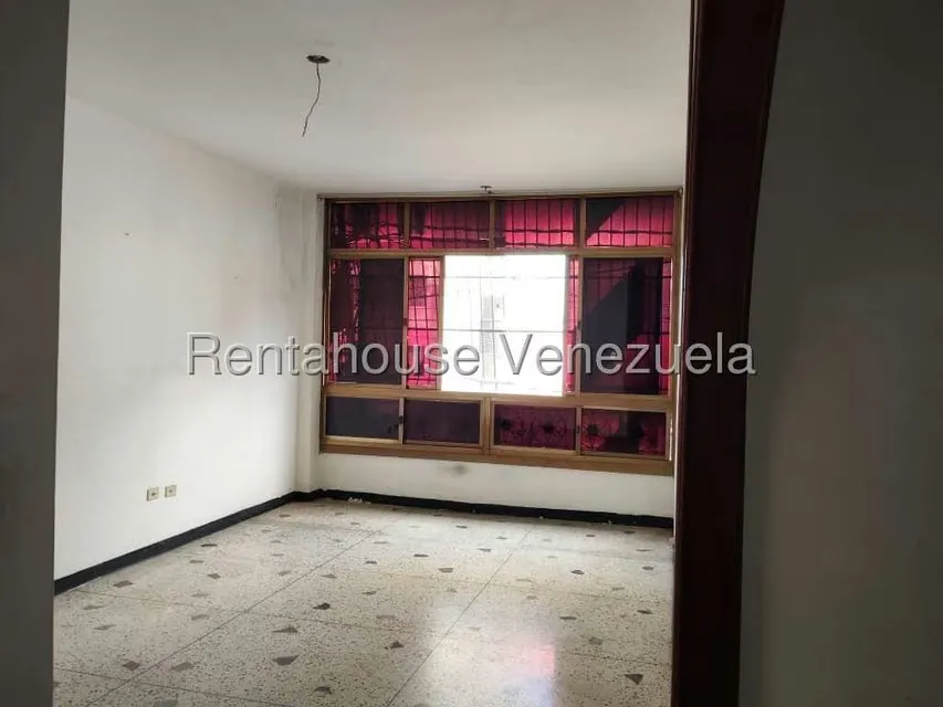 Local Comercial en Venta en Catia, Distrito Metropolitano - 4