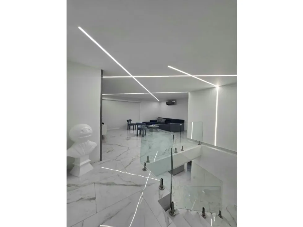 PENT HOUSE TRIPLEX EN VENTA 320 M2 - URB LOS CHAGUARAMOS - 25