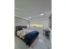 View 10